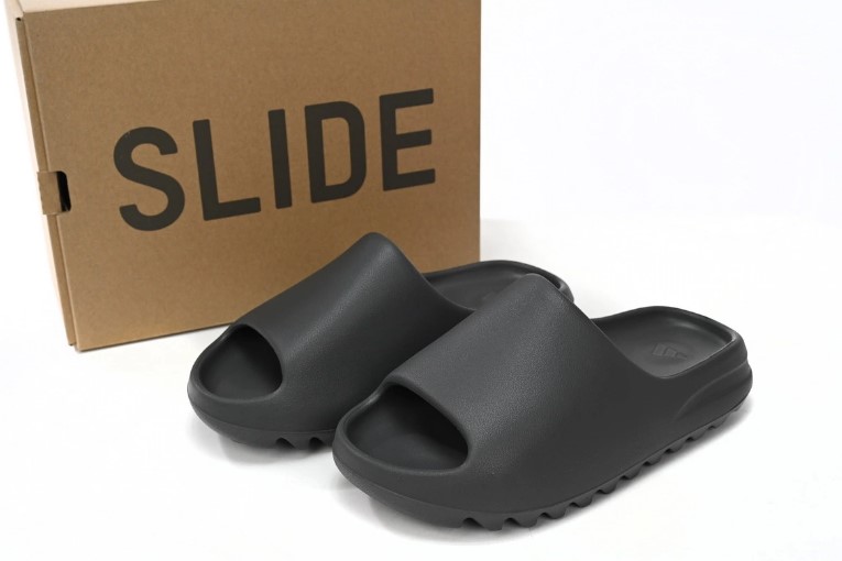 Replica Coco Shoes adidas Yeezy Slide Granite - Goat Sneaker